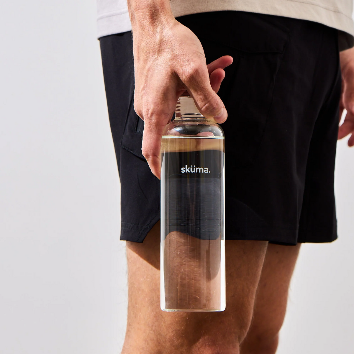 Sküma Water: Glass Bottle